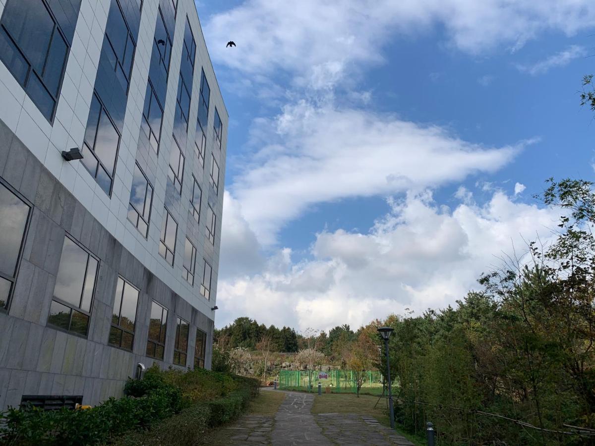 Hotel Nanta Чеджудо Экстерьер фото